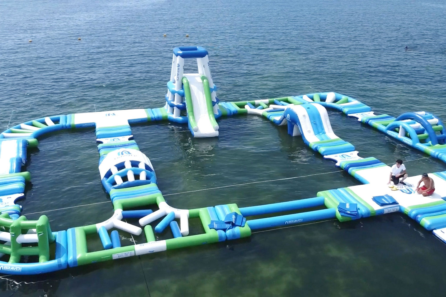 You can enjoy a variety of marine sports and playing in the sea.