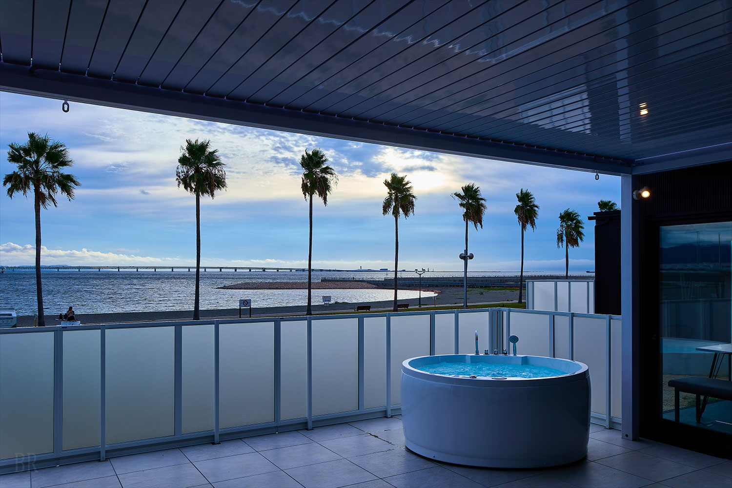 Ocean Jacuzzi